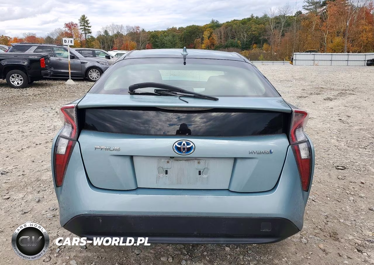 2016 Toyota Prius Two VIN:JTDKBRFU8G3500773 - 6