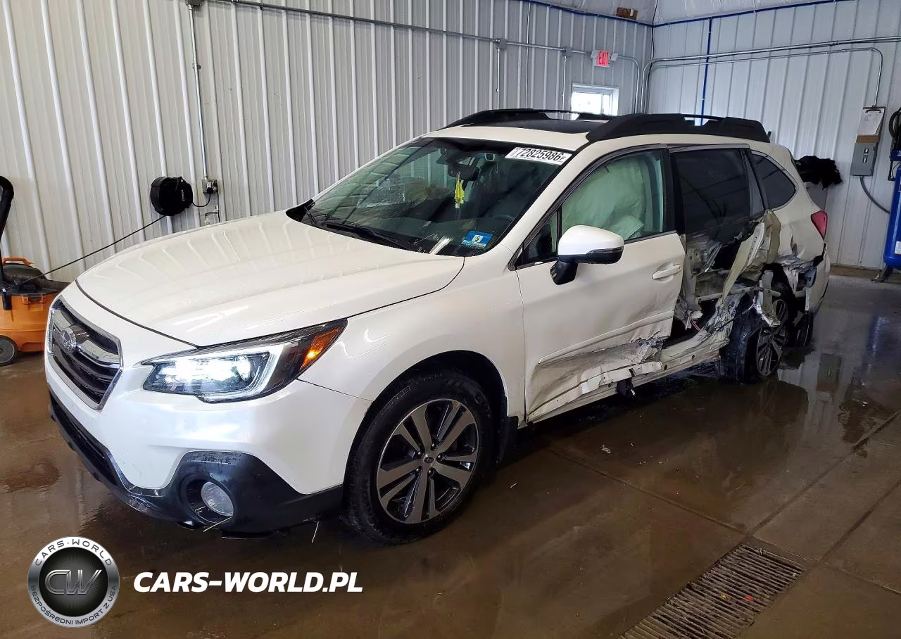 2018 Subaru Outback 3.6R Limited – zdjęcie 1 z 13