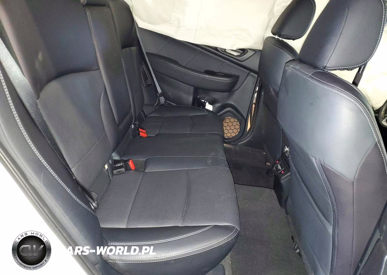 2018 Subaru Outback 3.6R Limited VIN:4S4BSENC8J3342620 - 10