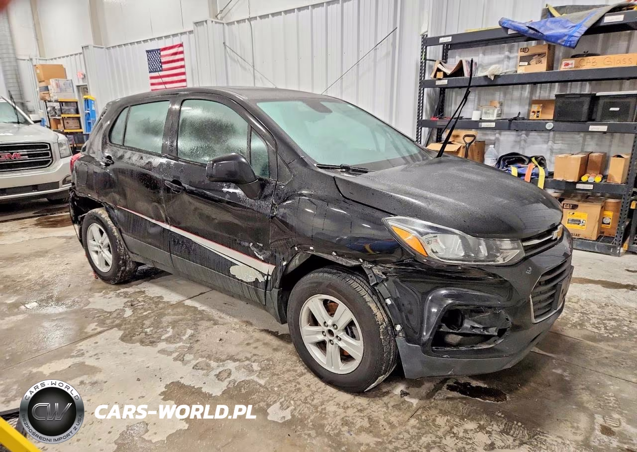2019 Chevrolet Trax Ls VIN:3GNCJNSB9KL258763 - 4