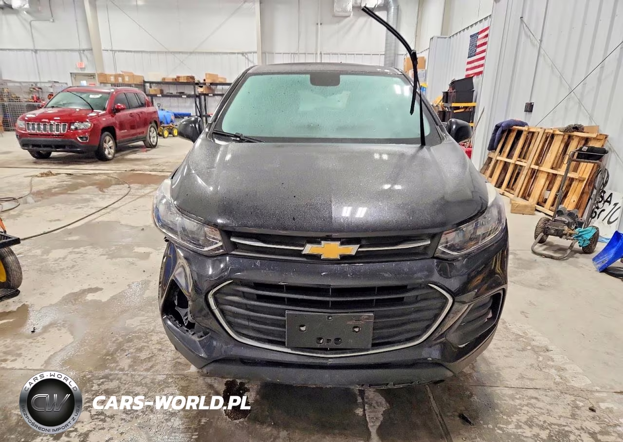2019 Chevrolet Trax Ls VIN:3GNCJNSB9KL258763 - 5
