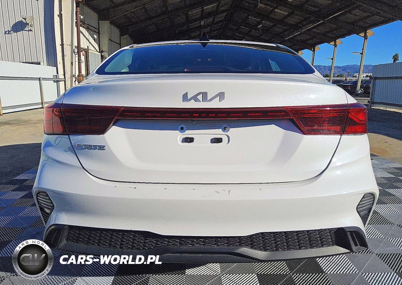 2023 Kia Forte Lxs VIN:3KPF24ADXPE558341 - 6