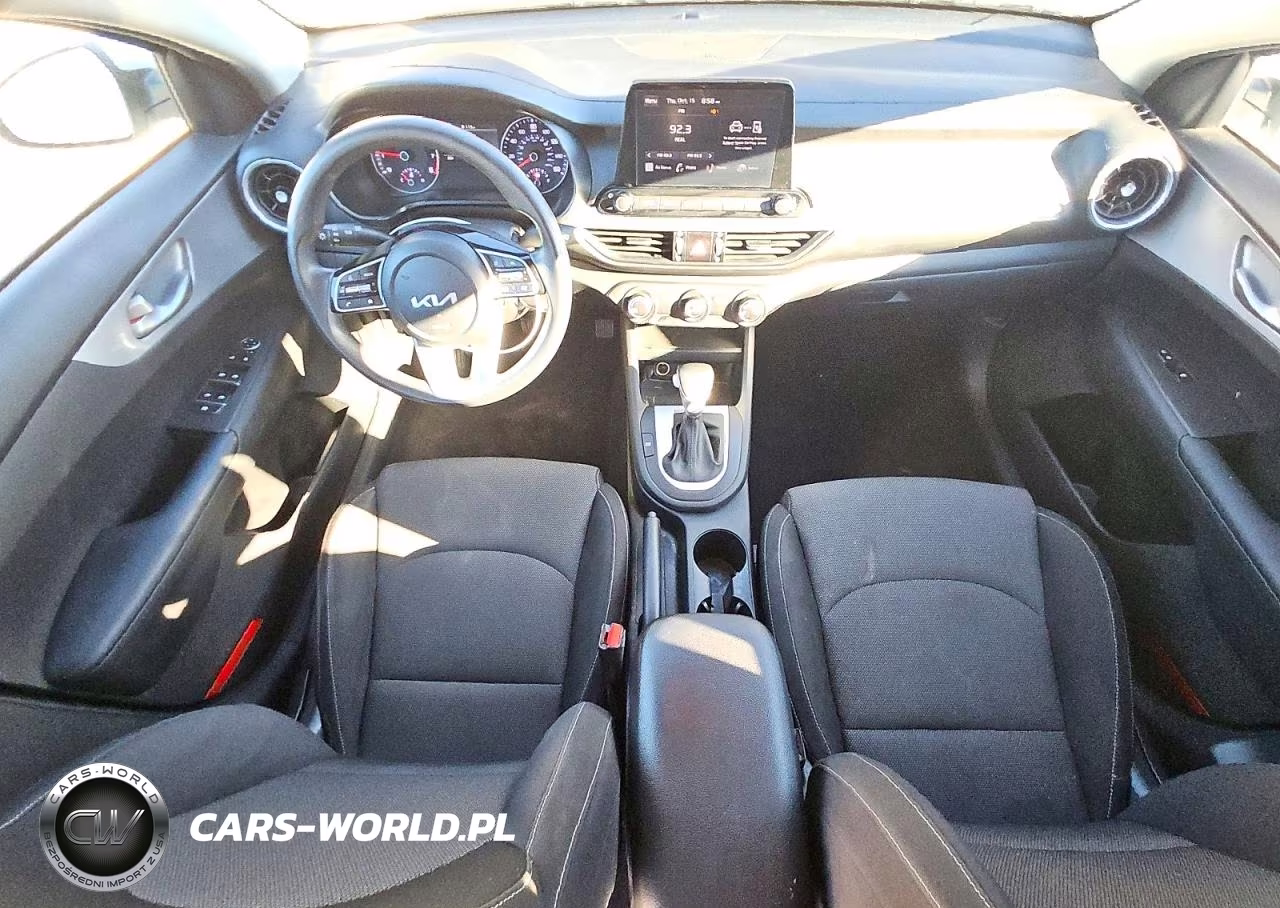 2023 Kia Forte Lxs VIN:3KPF24ADXPE558341 - 8