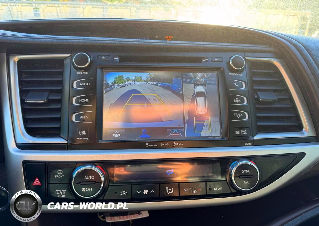 2018 Toyota Highlander Limited Platinum VIN:5TDDZRFH2JS856794 - 11