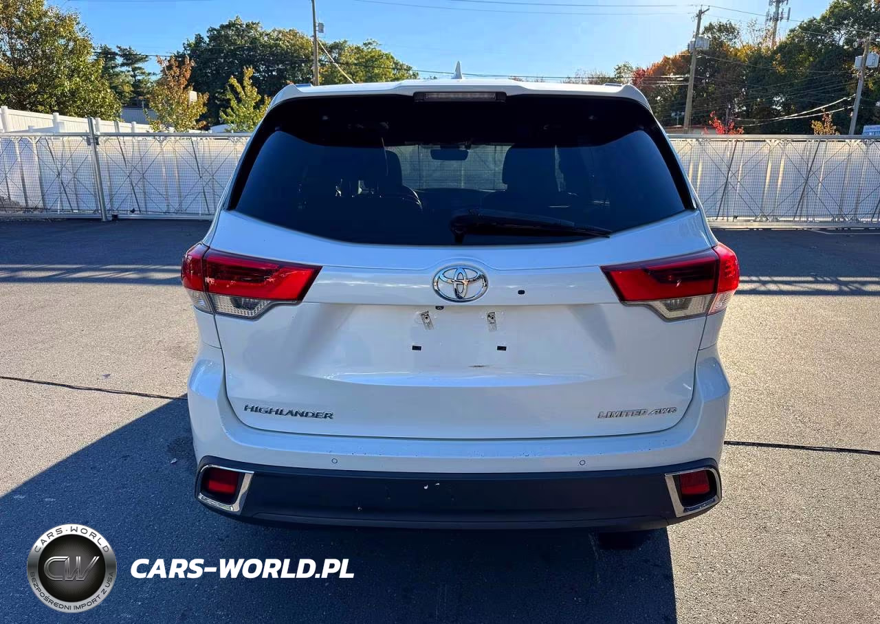 2018 Toyota Highlander Limited Platinum VIN:5TDDZRFH2JS856794 - 5