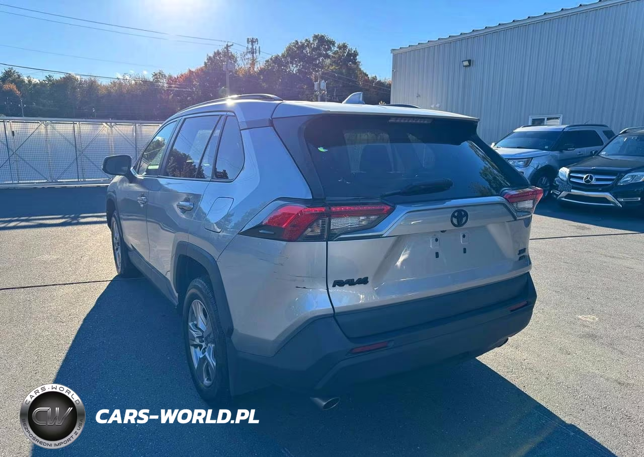 2022 Toyota Rav4 Xle VIN:2T3P1RFV8NC294982 - 2