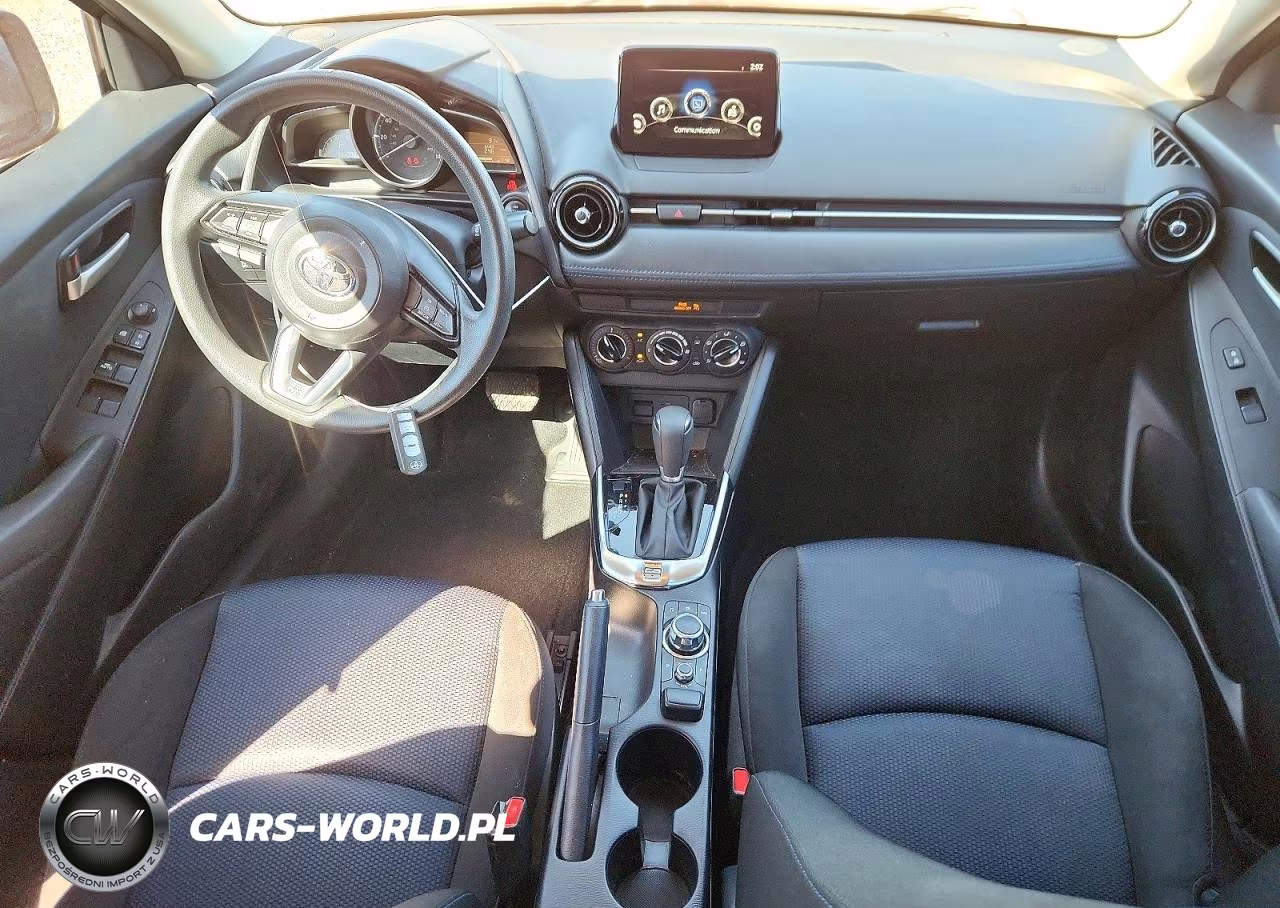 2019 Toyota Yaris Le VIN:3MYDLBYVXKY509849 - 8