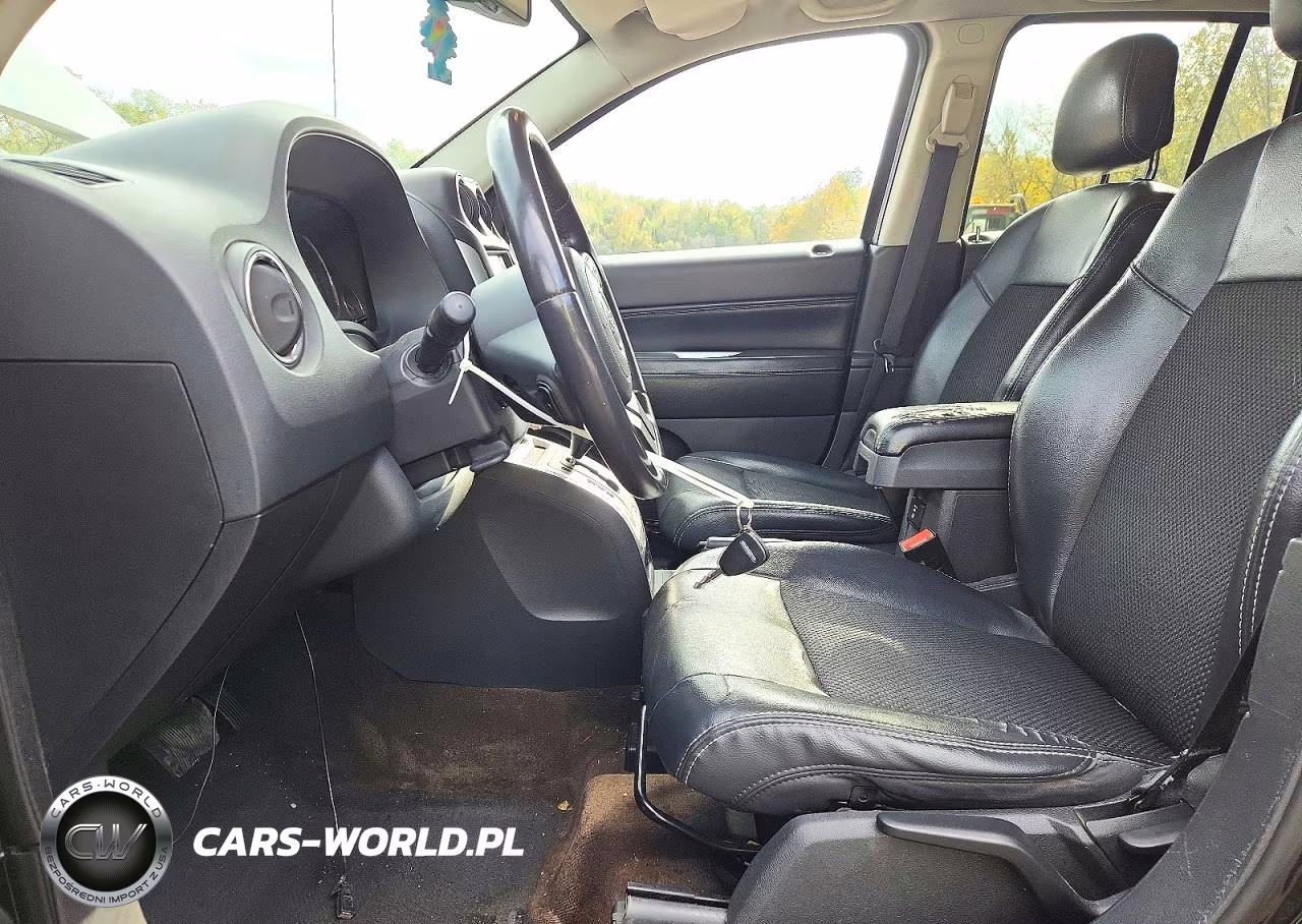 2014 Jeep Compass Latitude VIN:1C4NJDEB7ED762634 - 7