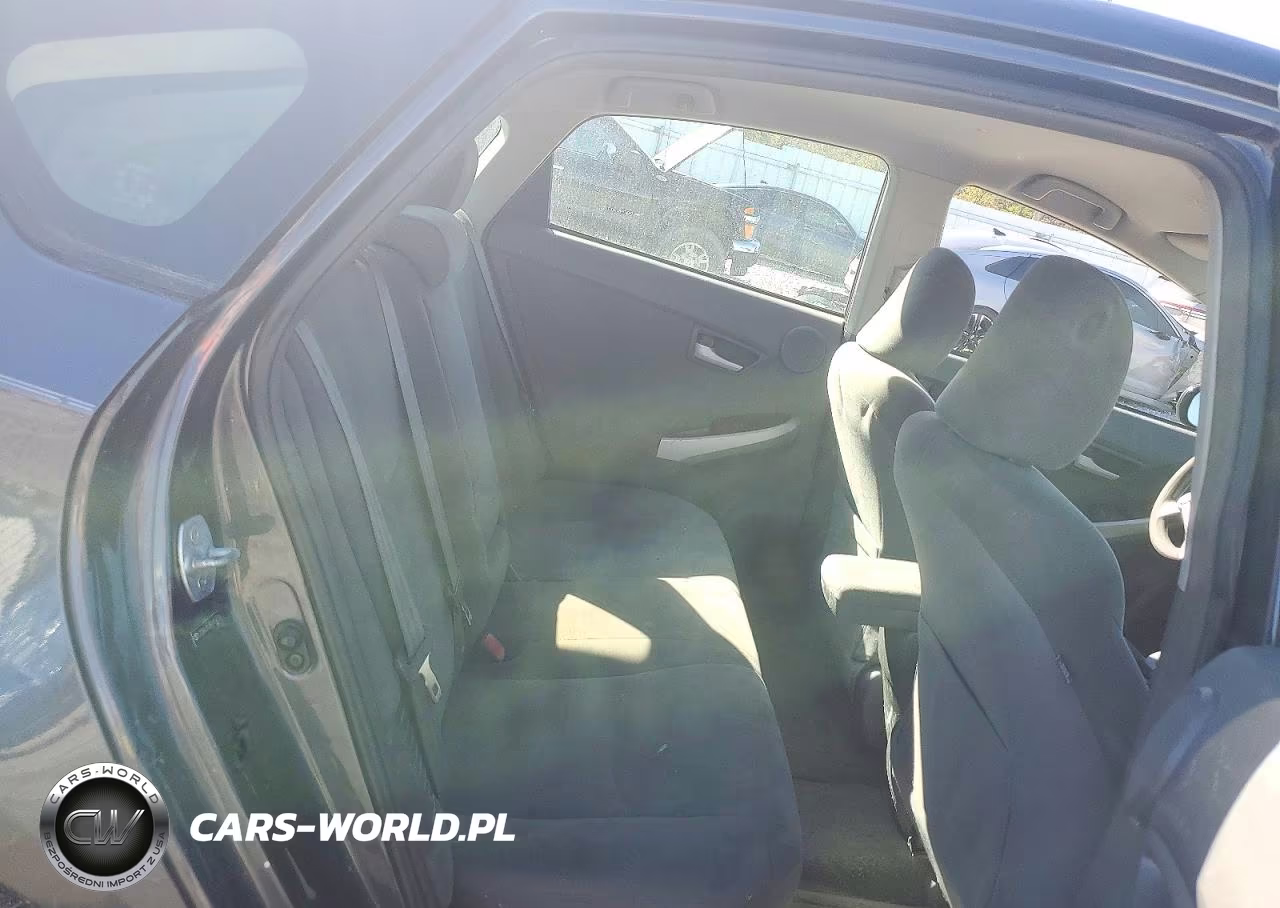 2011 Toyota Prius Three VIN:JTDKN3DU3B1419224 - 10