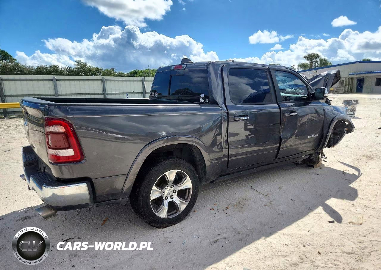 2019 Ram 1500 Laramie VIN:1C6RREJT4KN912694 - 3