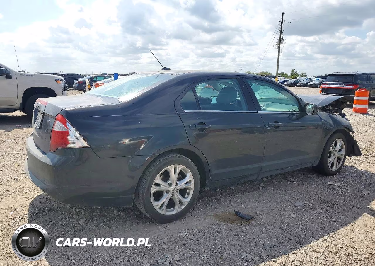 2012 Ford Fusion Se VIN:3FAHP0HA9CR237298 - 3