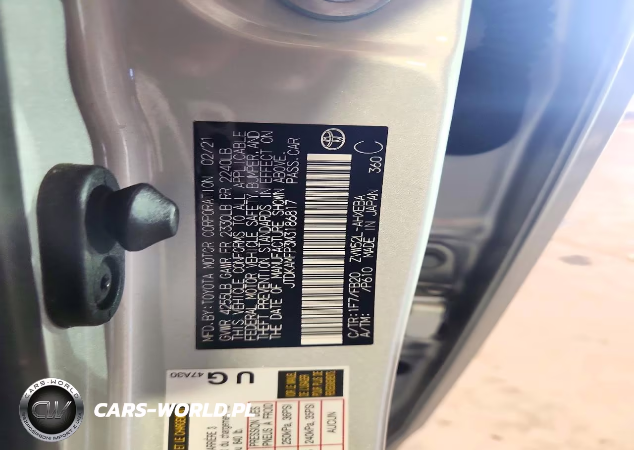 2021 Toyota Prius Prime Le VIN:JTDKAMFP3M3186817 - 12