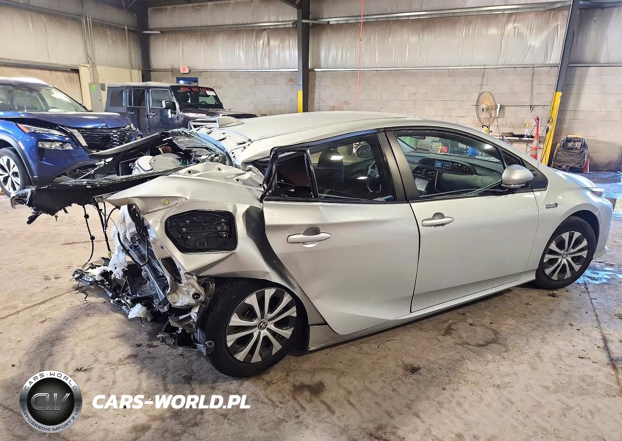 2021 Toyota Prius Prime Le VIN:JTDKAMFP3M3186817 - 3