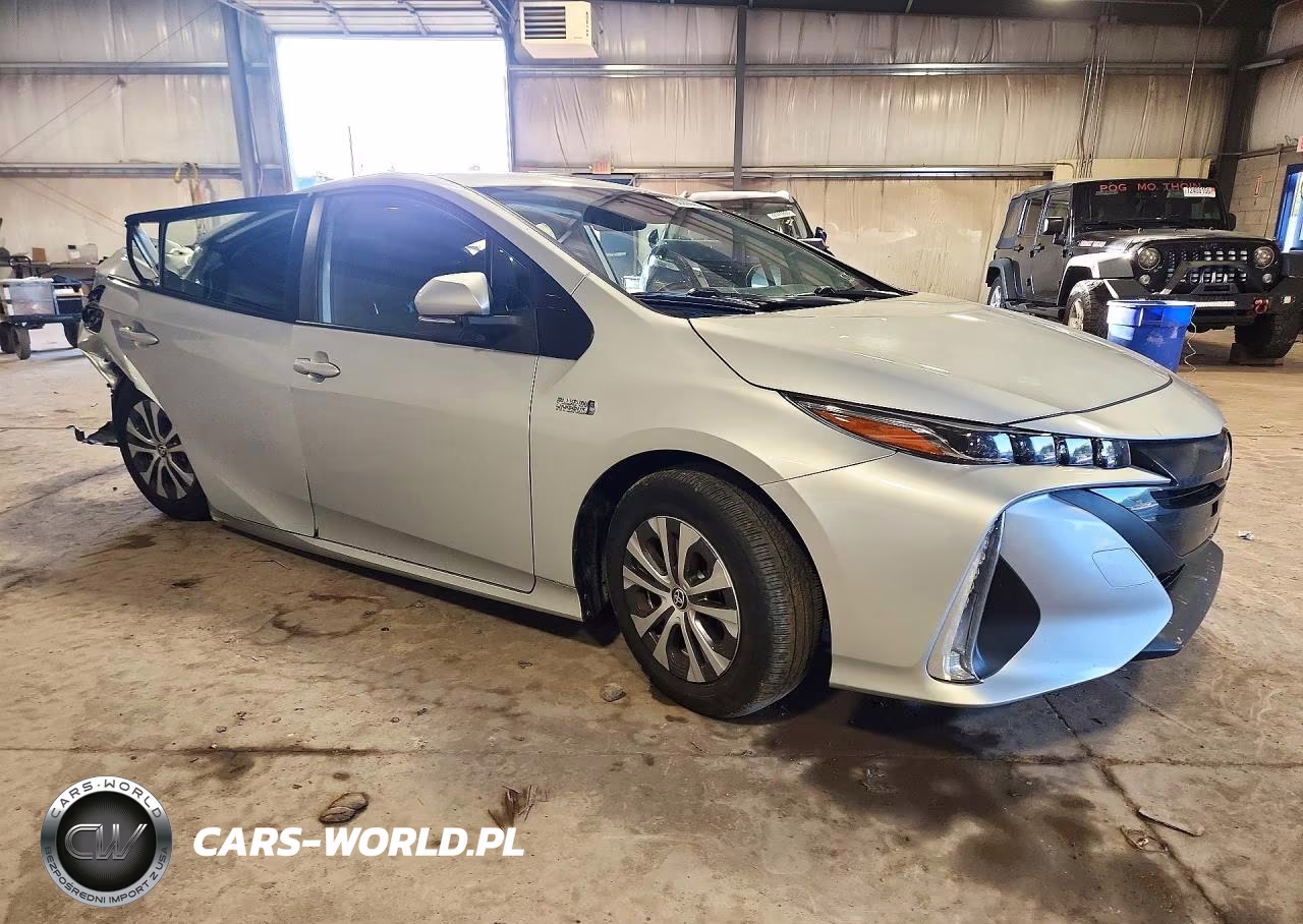 2021 Toyota Prius Prime Le VIN:JTDKAMFP3M3186817 - 4
