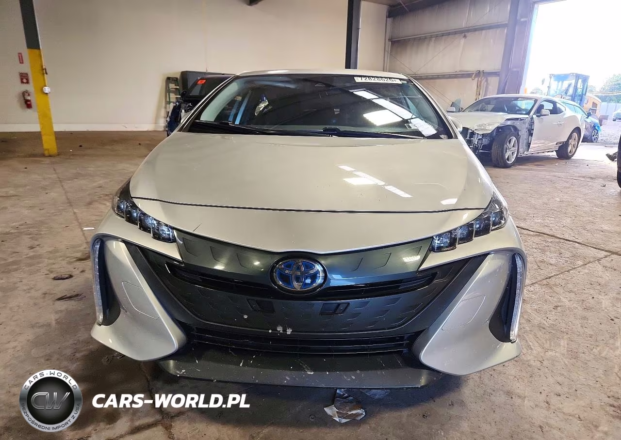 2021 Toyota Prius Prime Le VIN:JTDKAMFP3M3186817 - 5