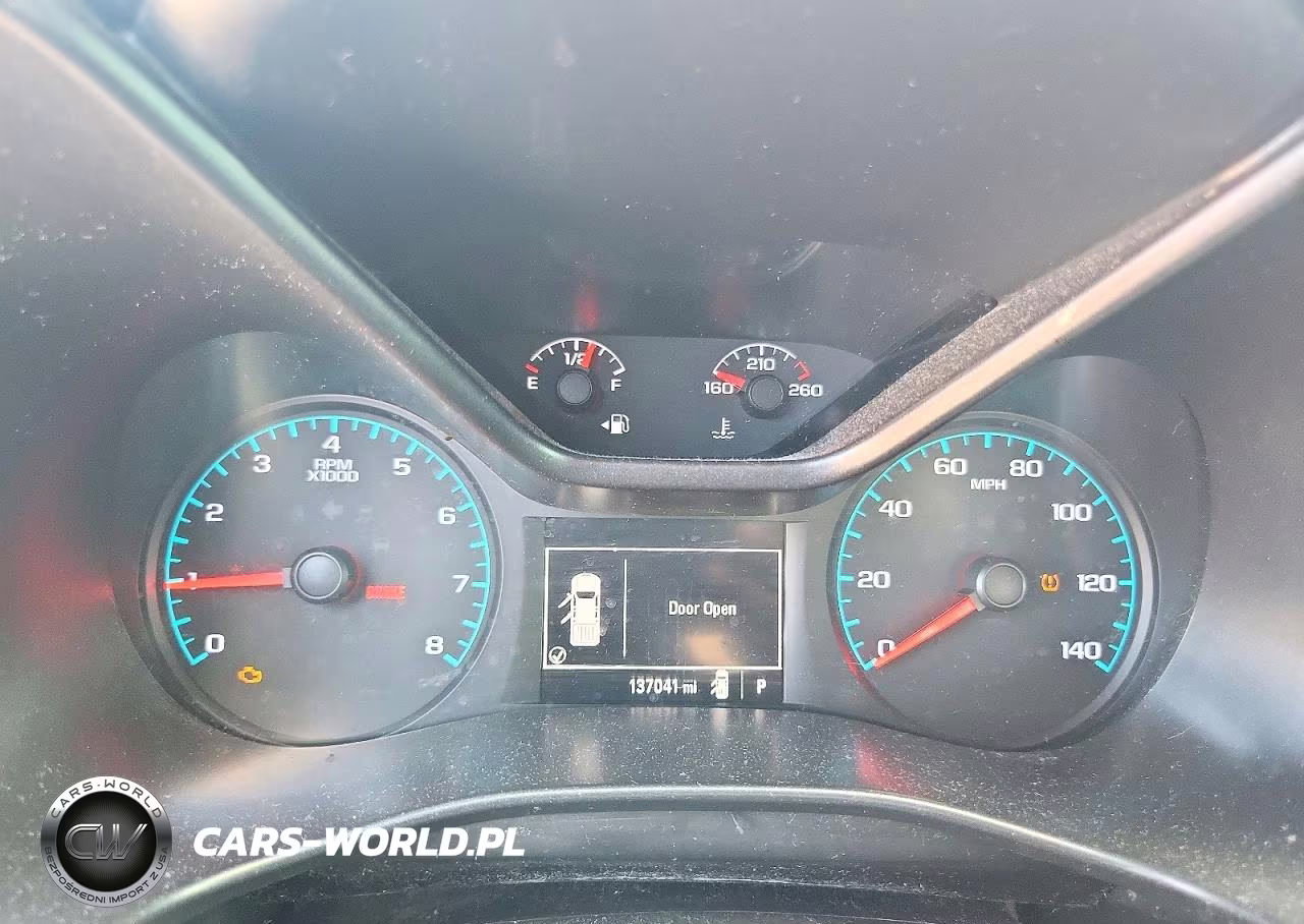 2018 Chevrolet Colorado VIN:1GCHSBEA6J1322311 - 9