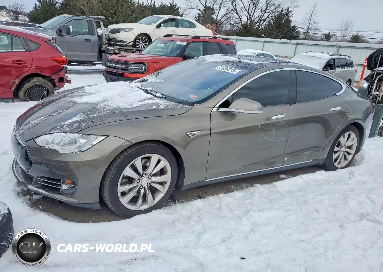 2015 Tesla Model S