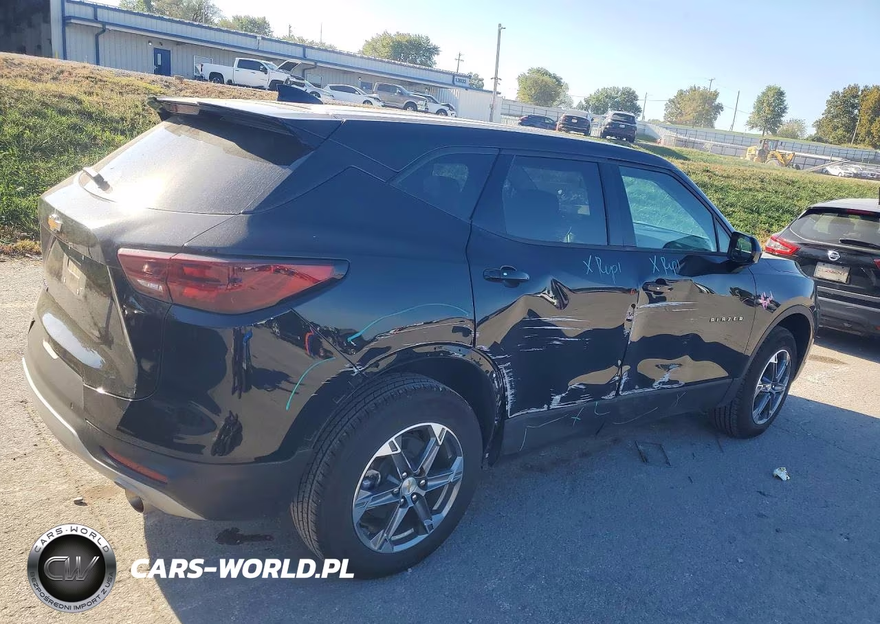 2026 Chevrolet Blazer 2Lt VIN:3GNKBCR46TS157093 - 3