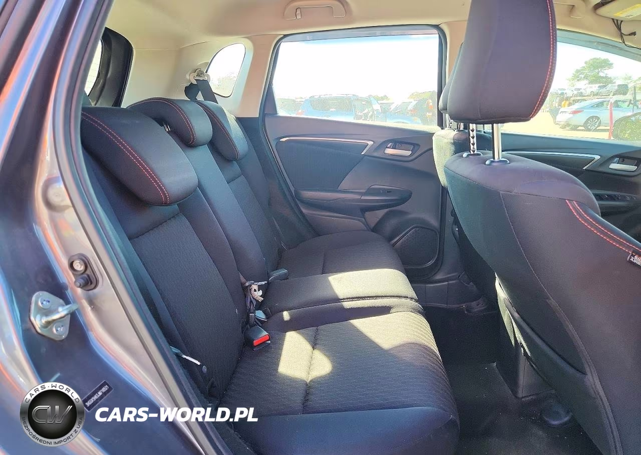2018 Honda Fit Sport VIN:3HGGK5H63JM716521 - 10