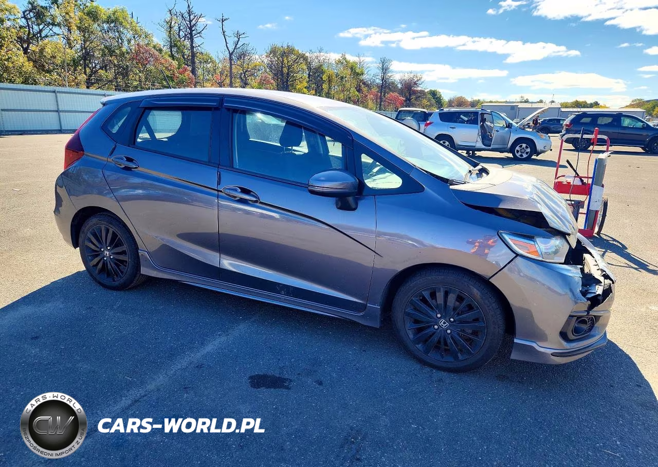 2018 Honda Fit Sport VIN:3HGGK5H63JM716521 - 4