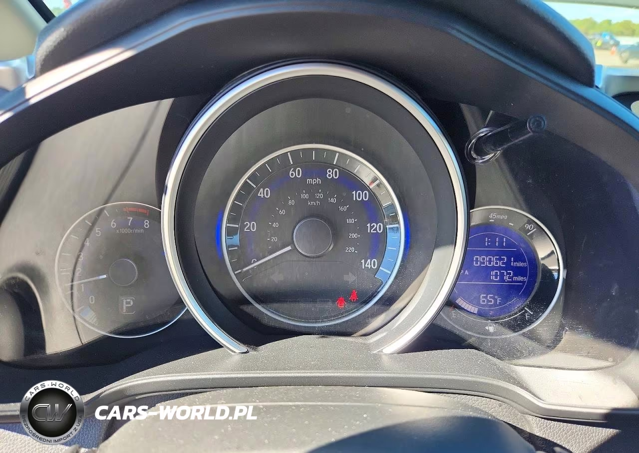 2018 Honda Fit Sport VIN:3HGGK5H63JM716521 - 9