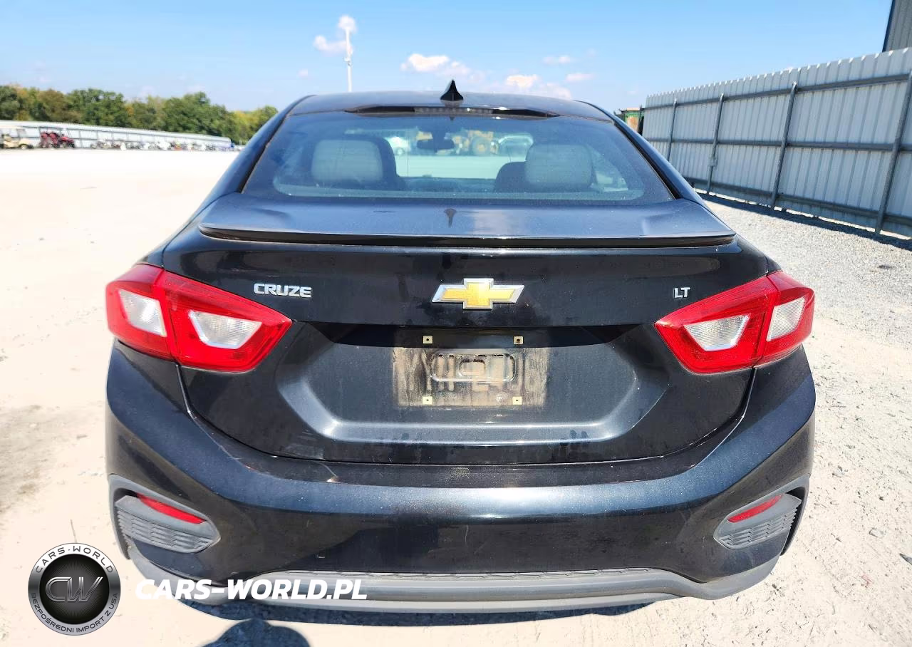 2017 Chevrolet Cruze Lt VIN:1G1BE5SM0H7233296 - 6