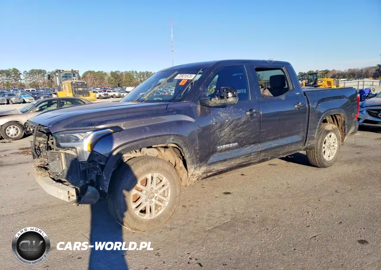 2025 Toyota Tundra Crewmax Sr