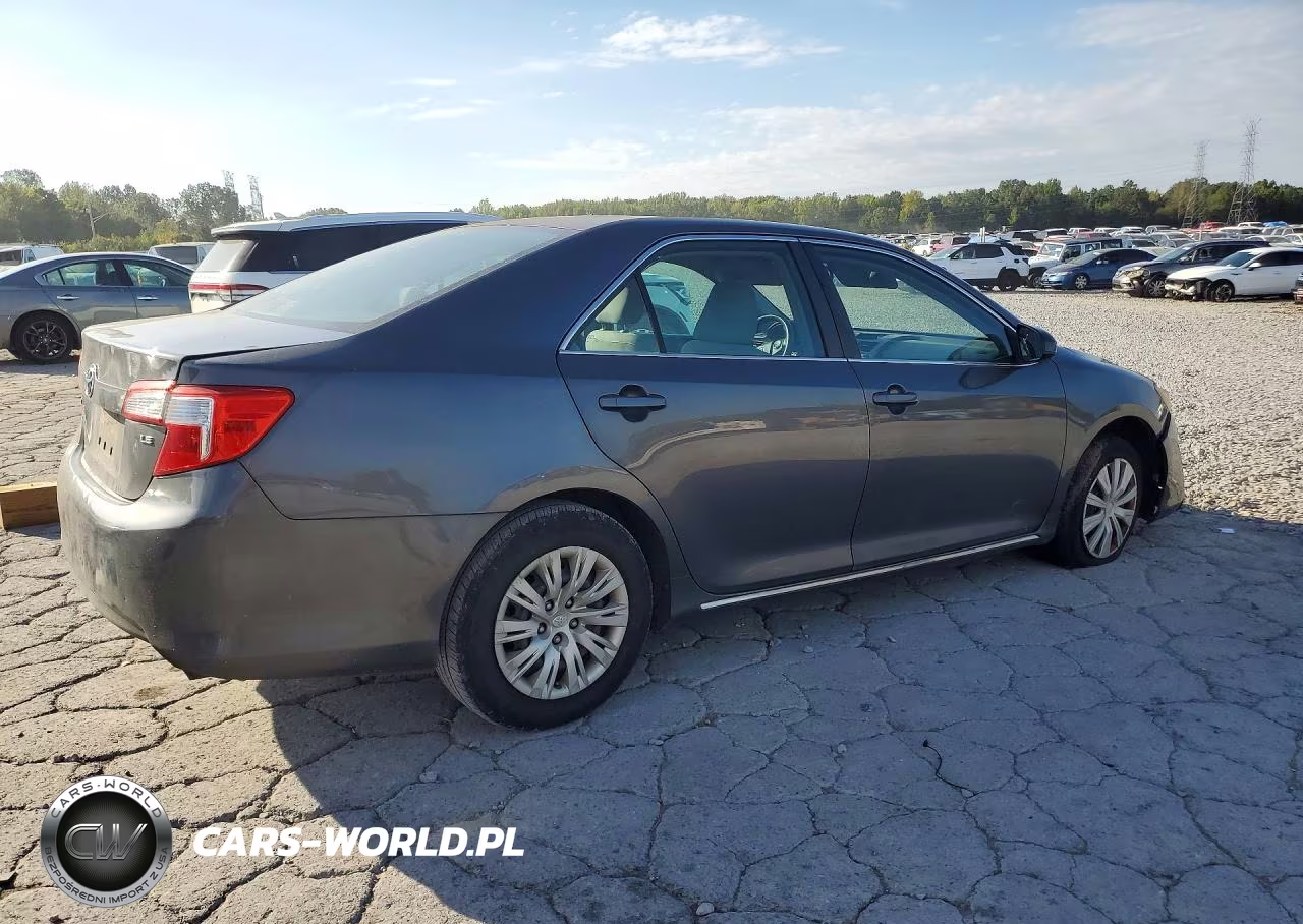 2012 Toyota Camry Le VIN:4T4BF1FK0CR184571 - 3