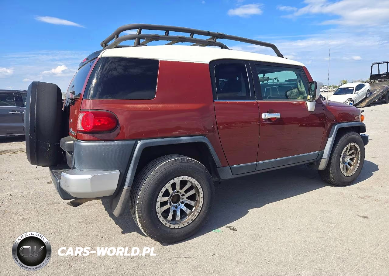 2008 Toyota Fj Cruiser Base VIN:JTEZU11F68K002769 - 3