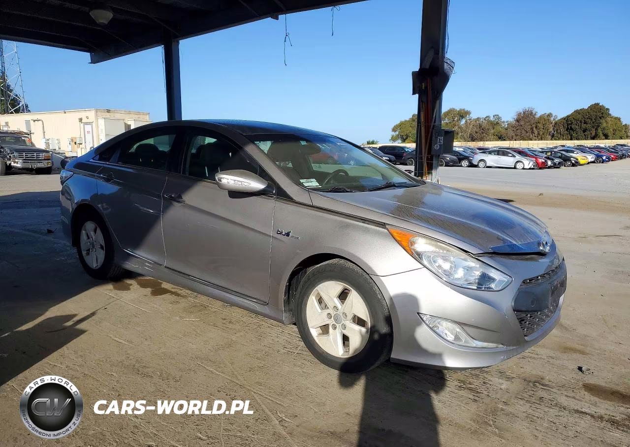 2012 Hyundai Sonata Hybrid VIN:KMHEC4A48CA033442 - 4
