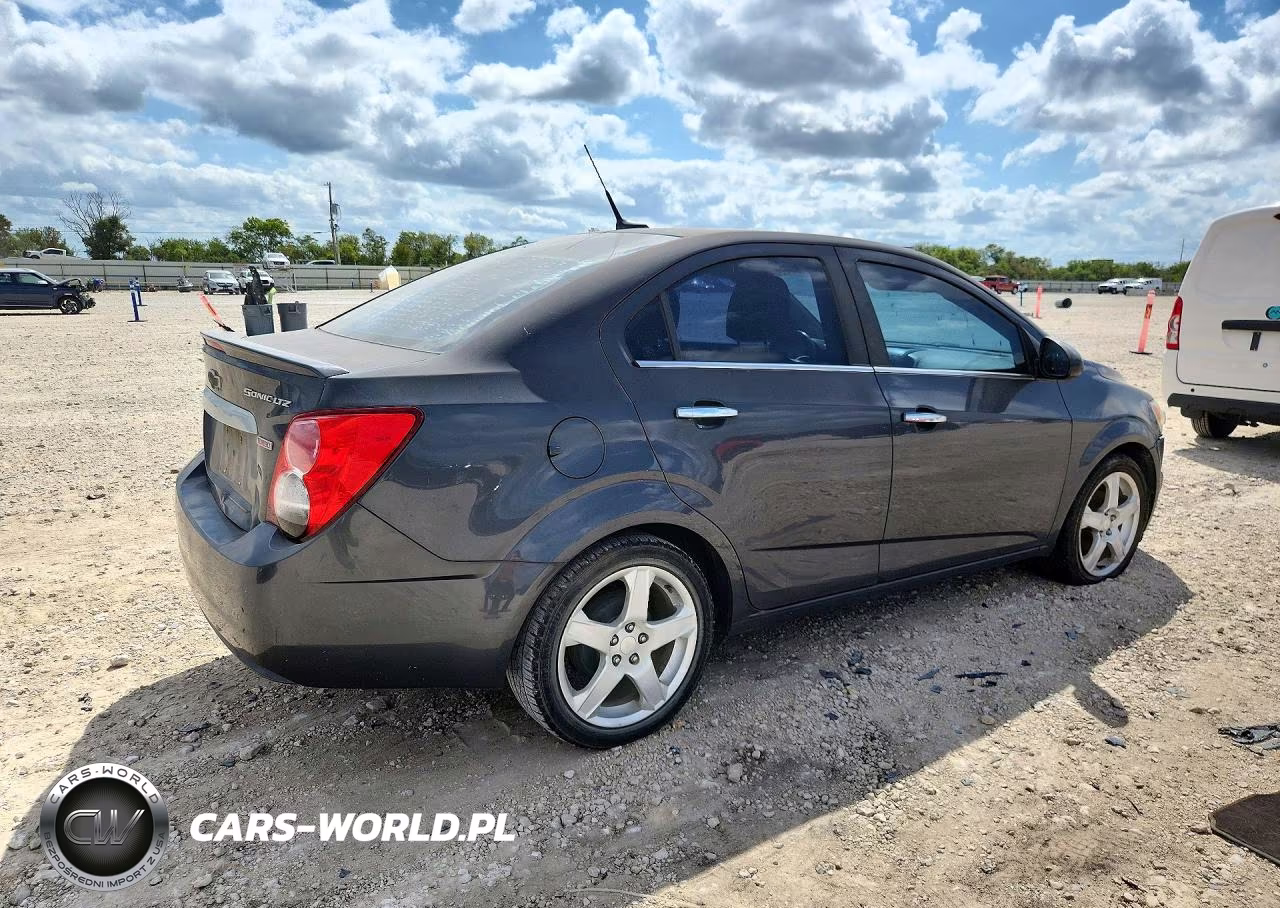 2013 Chevrolet Sonic Ltz VIN:1G1JE5SB9D4186761 - 3