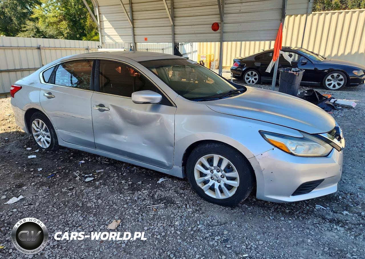 2016 Nissan Altima 2.5 S VIN:1N4AL3AP2GN367977 - 4