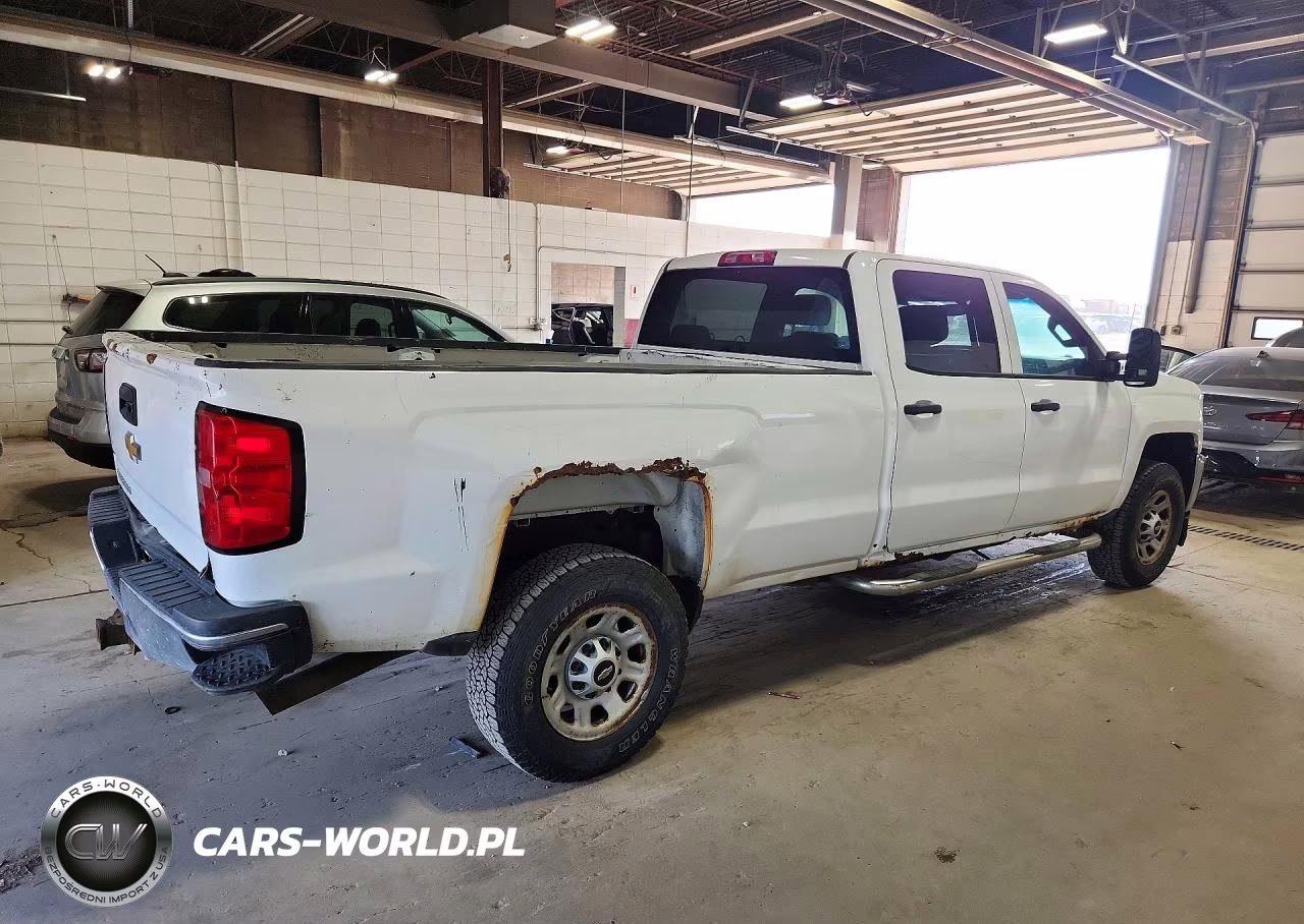 2015 Chevrolet Silverado K3500 VIN:1GC4KYCG2FF154590 - 3