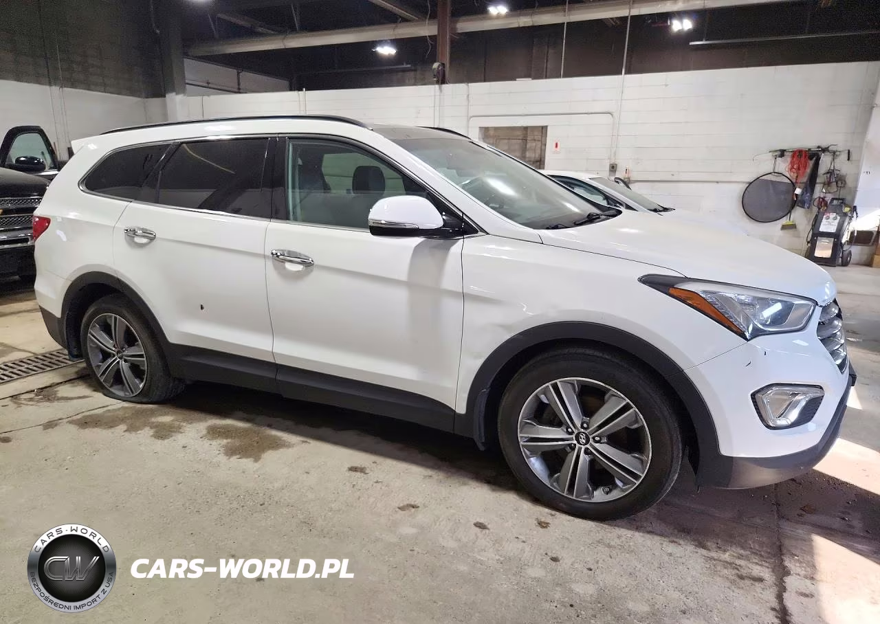 2015 Hyundai Santa Fe Limited VIN:KM8SRDHF3FU120824 - 4