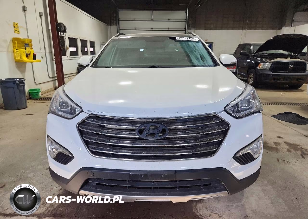 2015 Hyundai Santa Fe Limited VIN:KM8SRDHF3FU120824 - 5