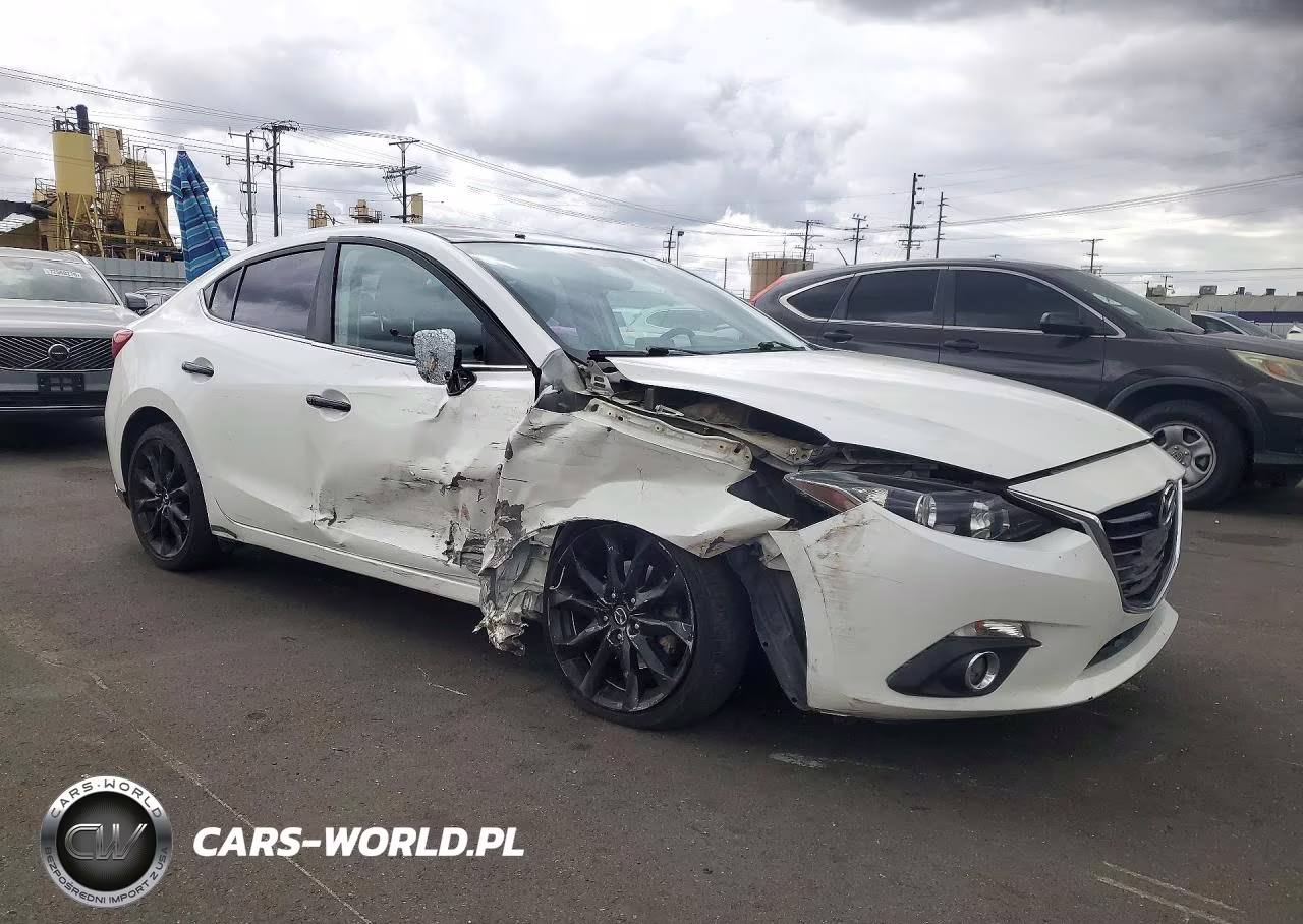 2015 Mazda 3 Touring VIN:JM1BM1V35F1245756 - 4