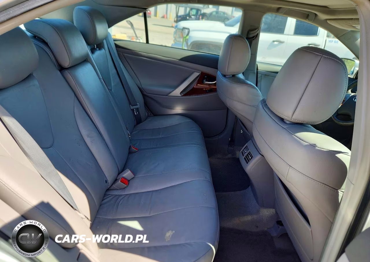 2011 Toyota Camry Xle VIN:4T1BF3EK3BU136875 - 10