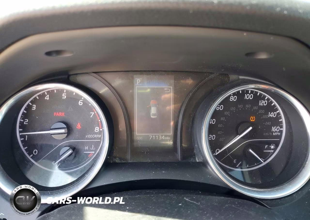 2020 Toyota Camry Le VIN:4T1C11AK4LU332516 - 9