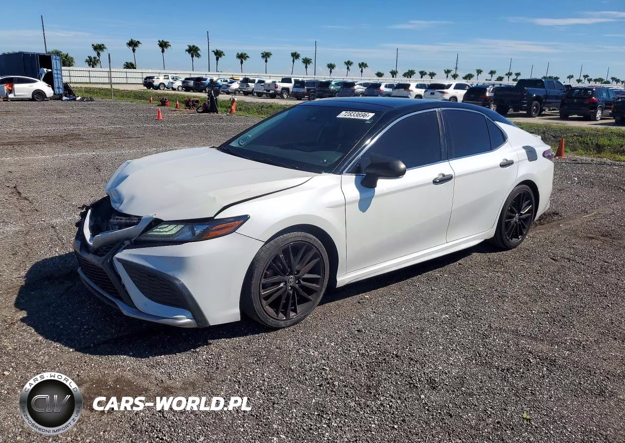 2021 Toyota Camry Xse – zdjęcie 1 z 12