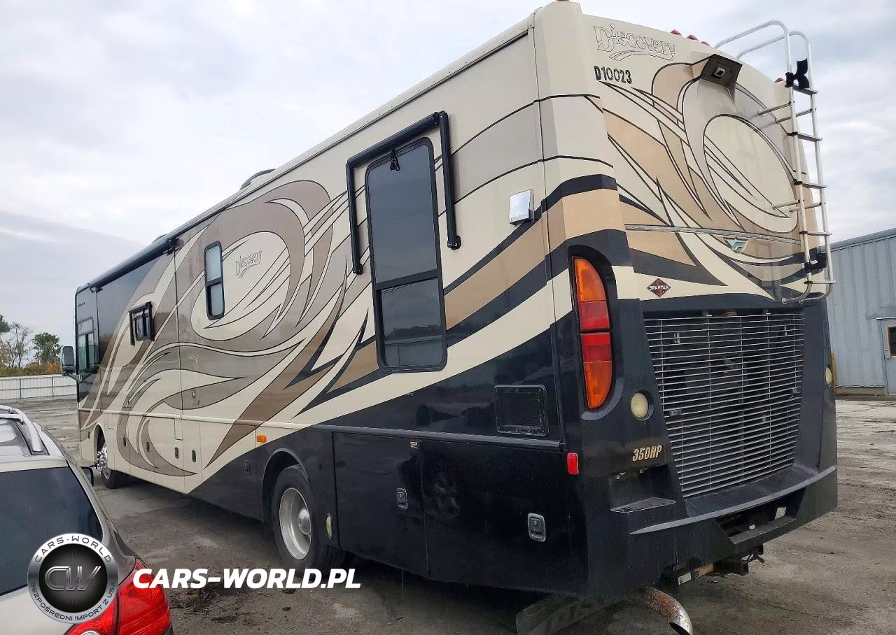 2010 Fleetwood Discovery Rv VIN:4VZDN1A9XAC073591 - 3