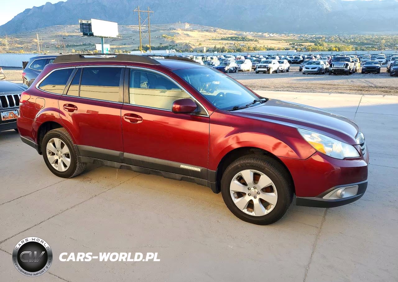 2011 Subaru Outback 2.5I Premium VIN:4S4BRBCC0B3429474 - 4