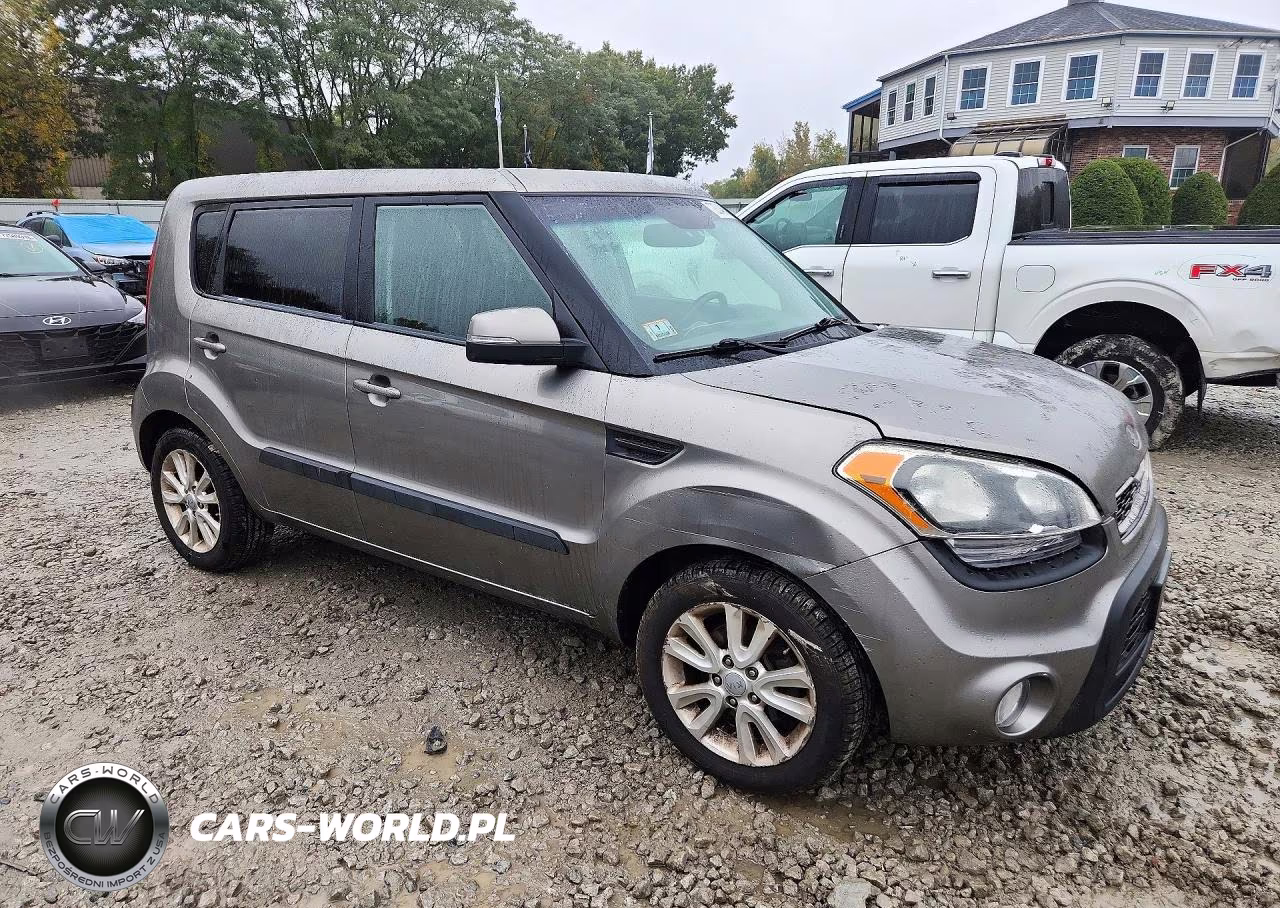 2013 Kia Soul + VIN:KNDJT2A66D7488510 - 4