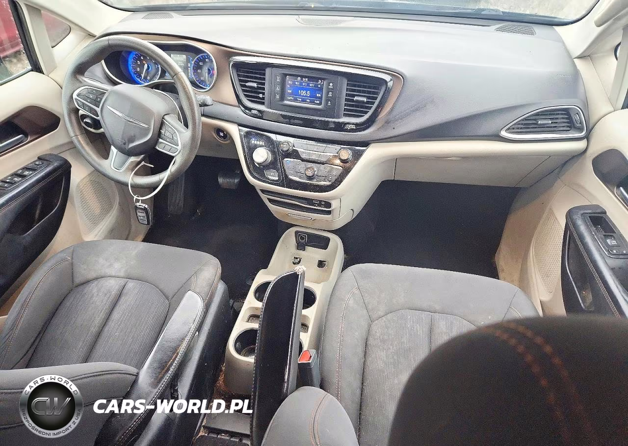 2017 Chrysler Pacifica Lx VIN:2C4RC1CG9HR519756 - 8
