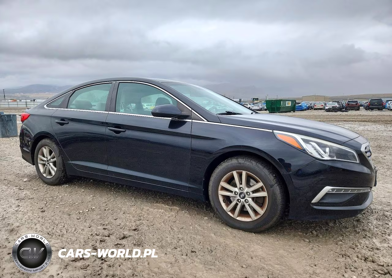 2015 Hyundai Sonata Se VIN:5NPE24AFXFH001601 - 4