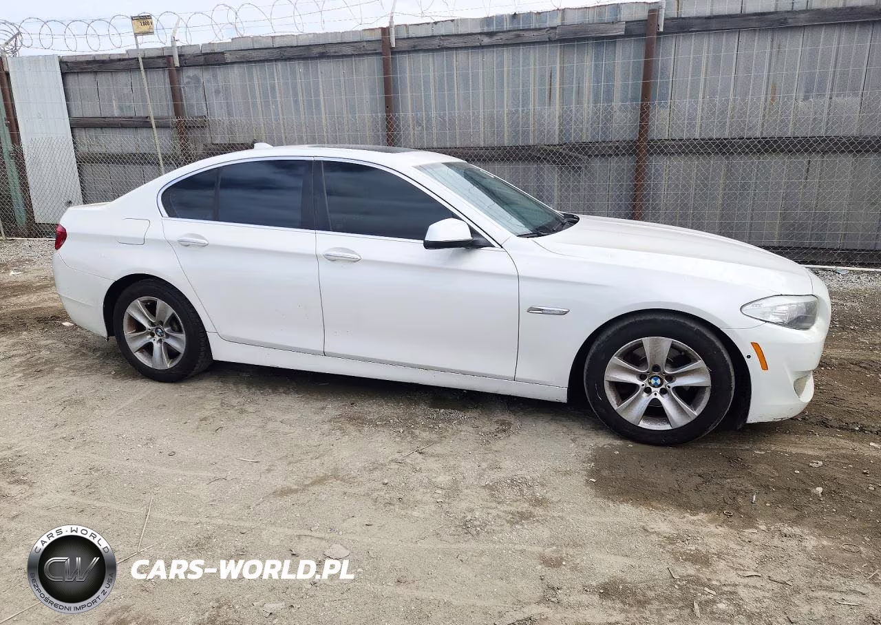 2013 BMW 528 I VIN:WBAXG5C52DDY33258 - 4
