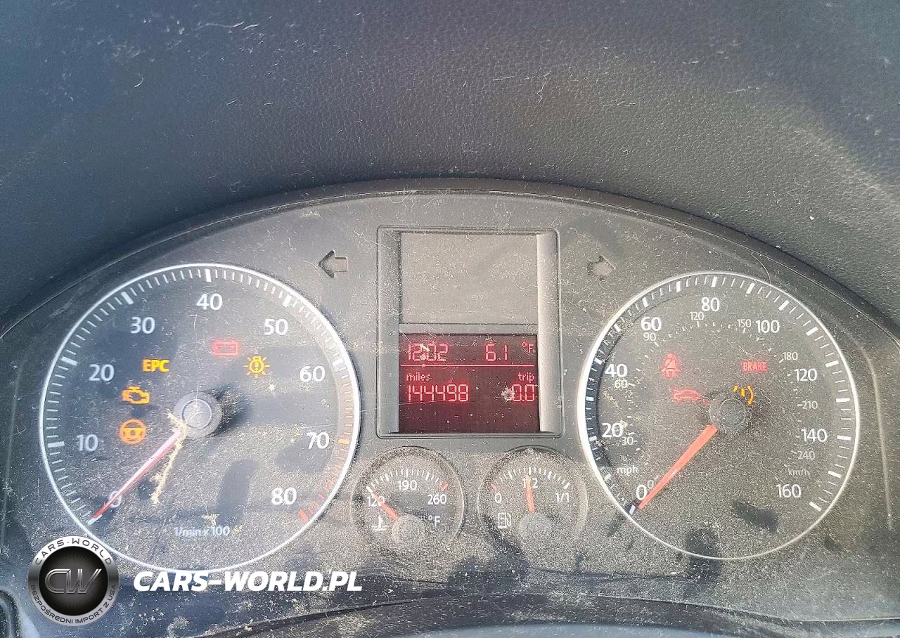 2008 Volkswagen Jetta S VIN:3VWJM71K18M087219 - 9