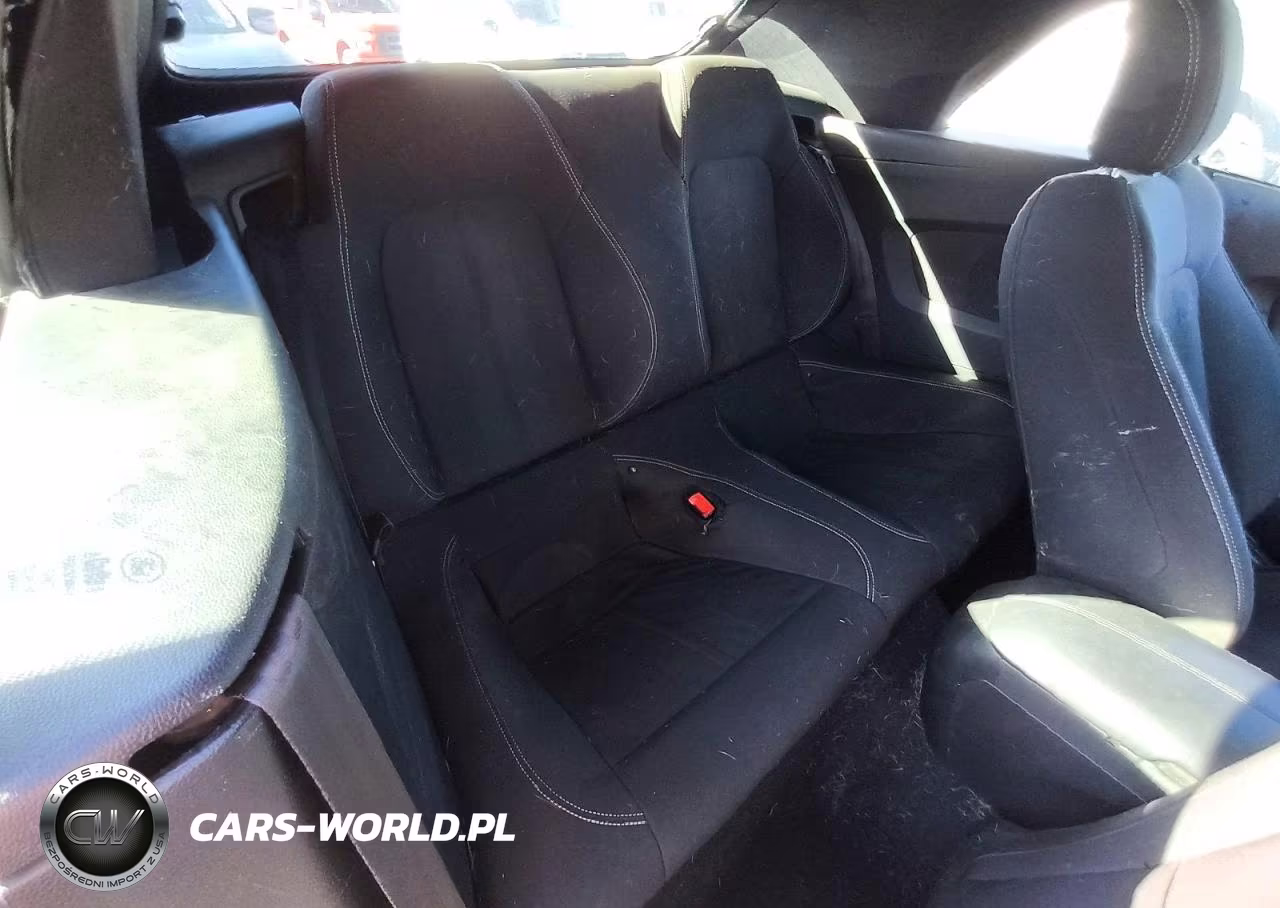2019 Ford Mustang VIN:1FATP8UH0K5101882 - 10