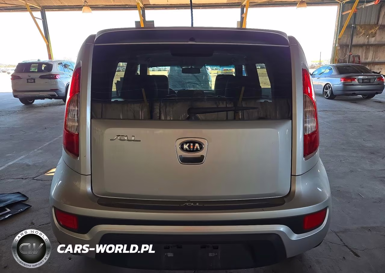 2013 Kia Soul Base VIN:KNDJT2A59D7773418 - 6