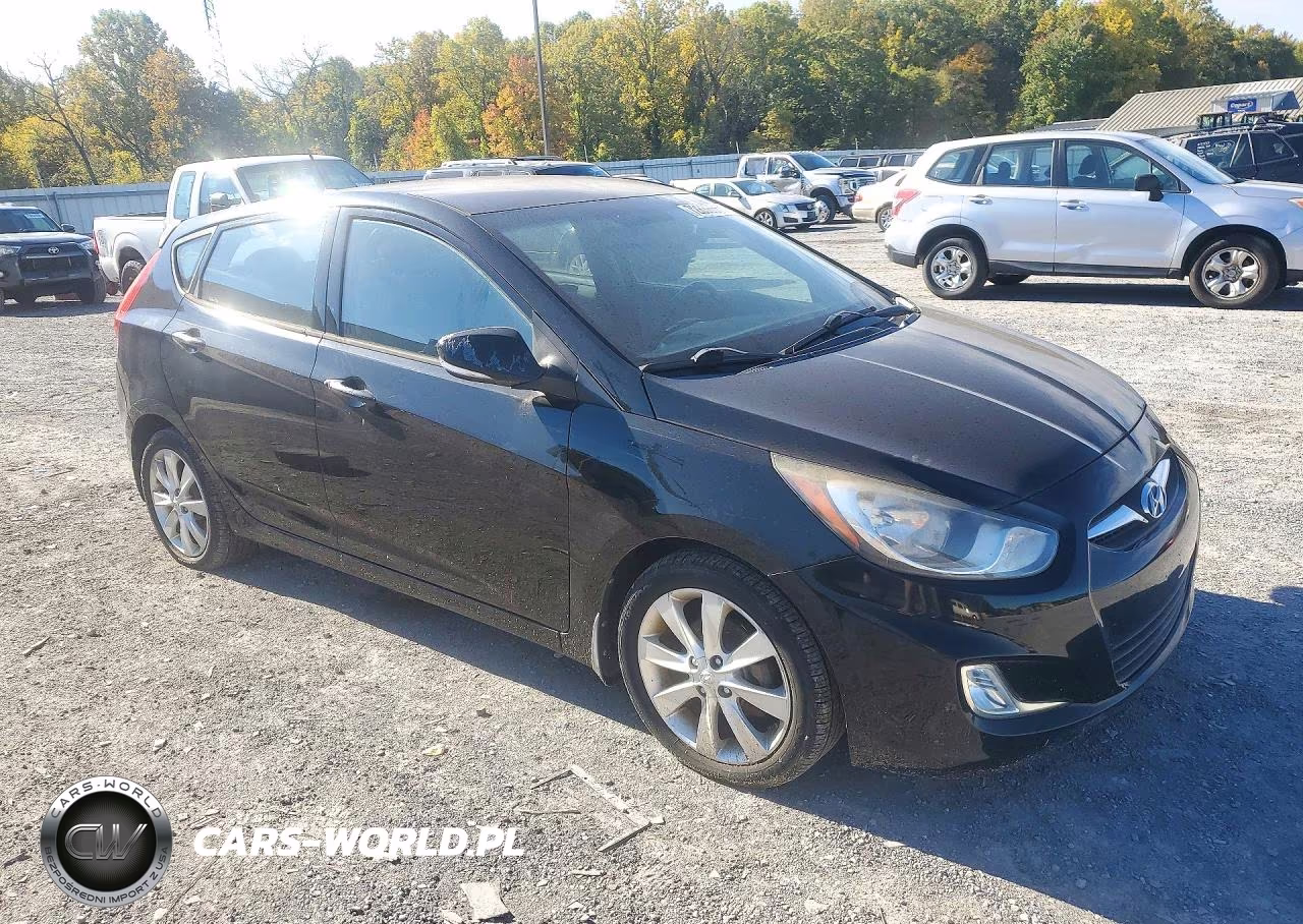 2013 Hyundai Accent Se VIN:KMHCU5AE4DU079465 - 4