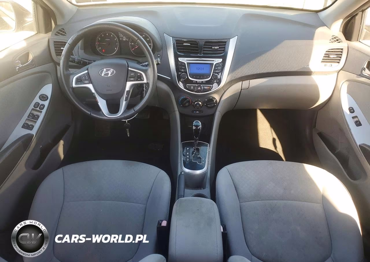2013 Hyundai Accent Se VIN:KMHCU5AE4DU079465 - 8